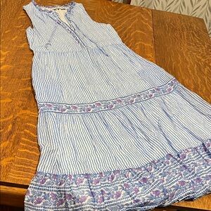 VV Blue and White Striped Sleeveless Dress
